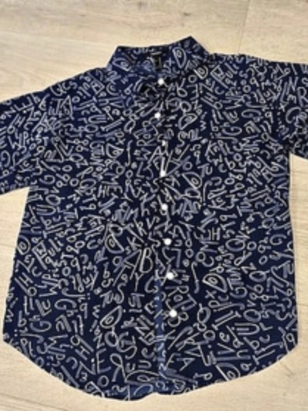 Forever 21 Abstract Print Button Down Blue White Size Medium Like New